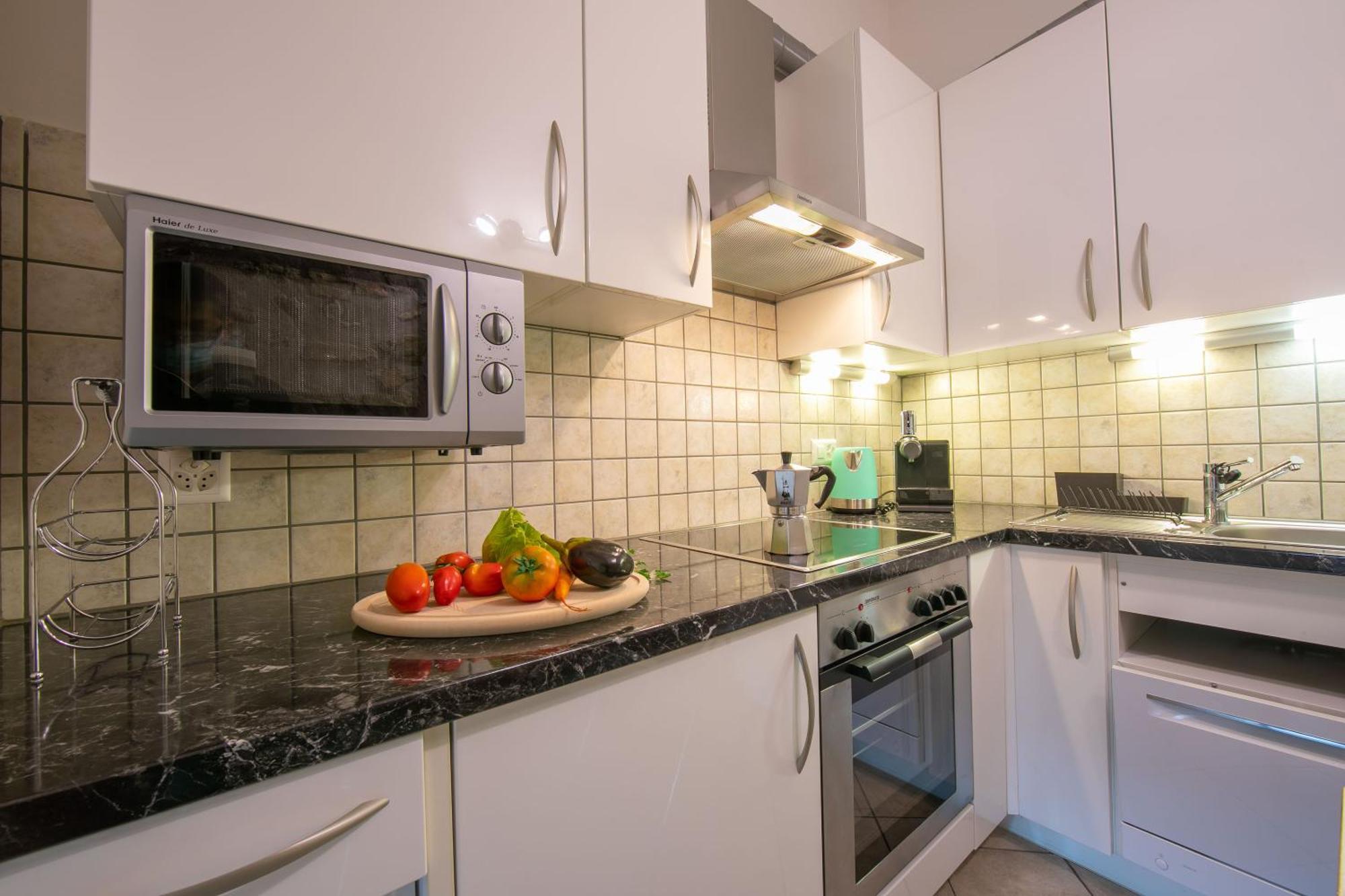 Casa Tame - Happy Rentals Мелиде Екстериор снимка