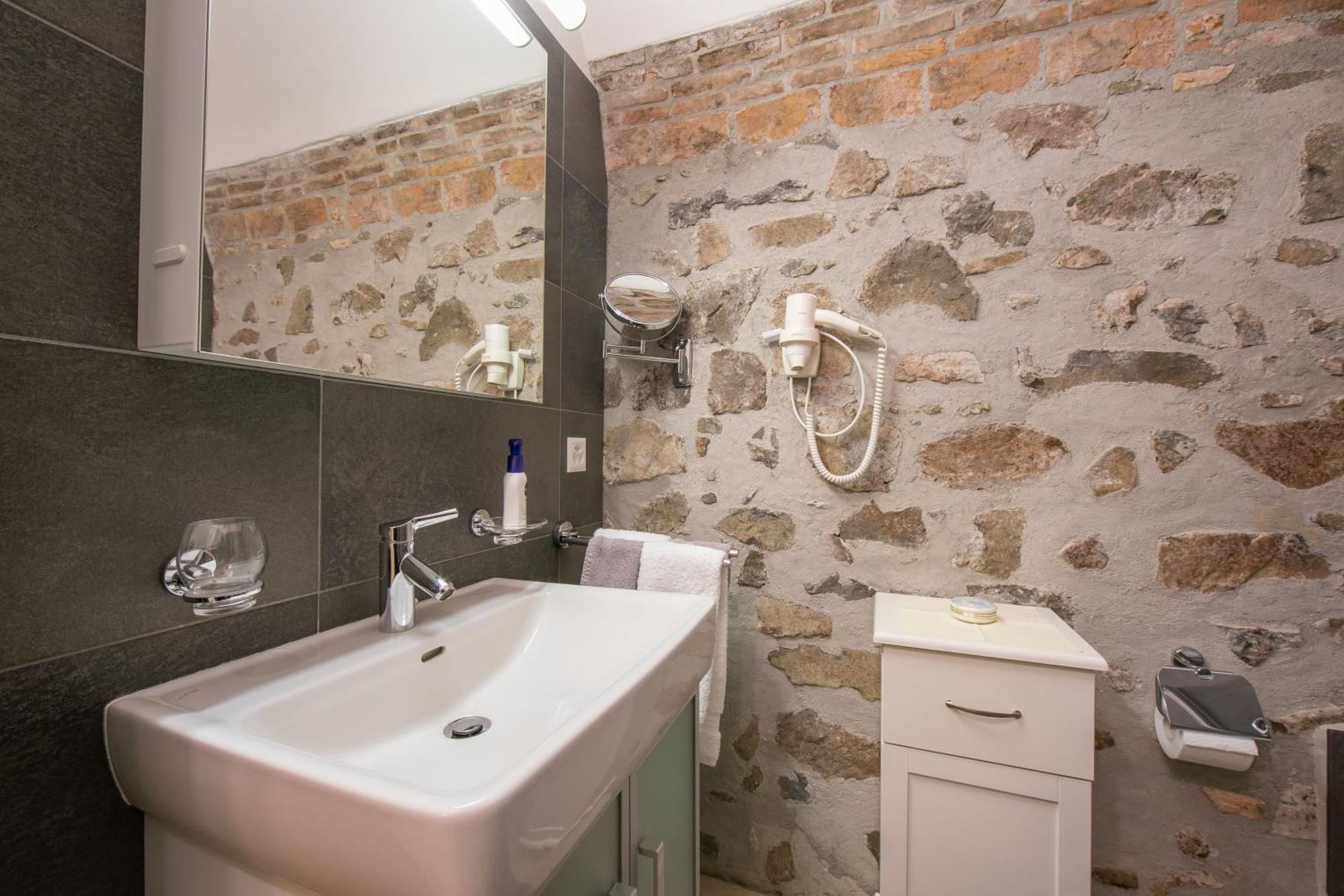 Casa Tame - Happy Rentals Мелиде Екстериор снимка